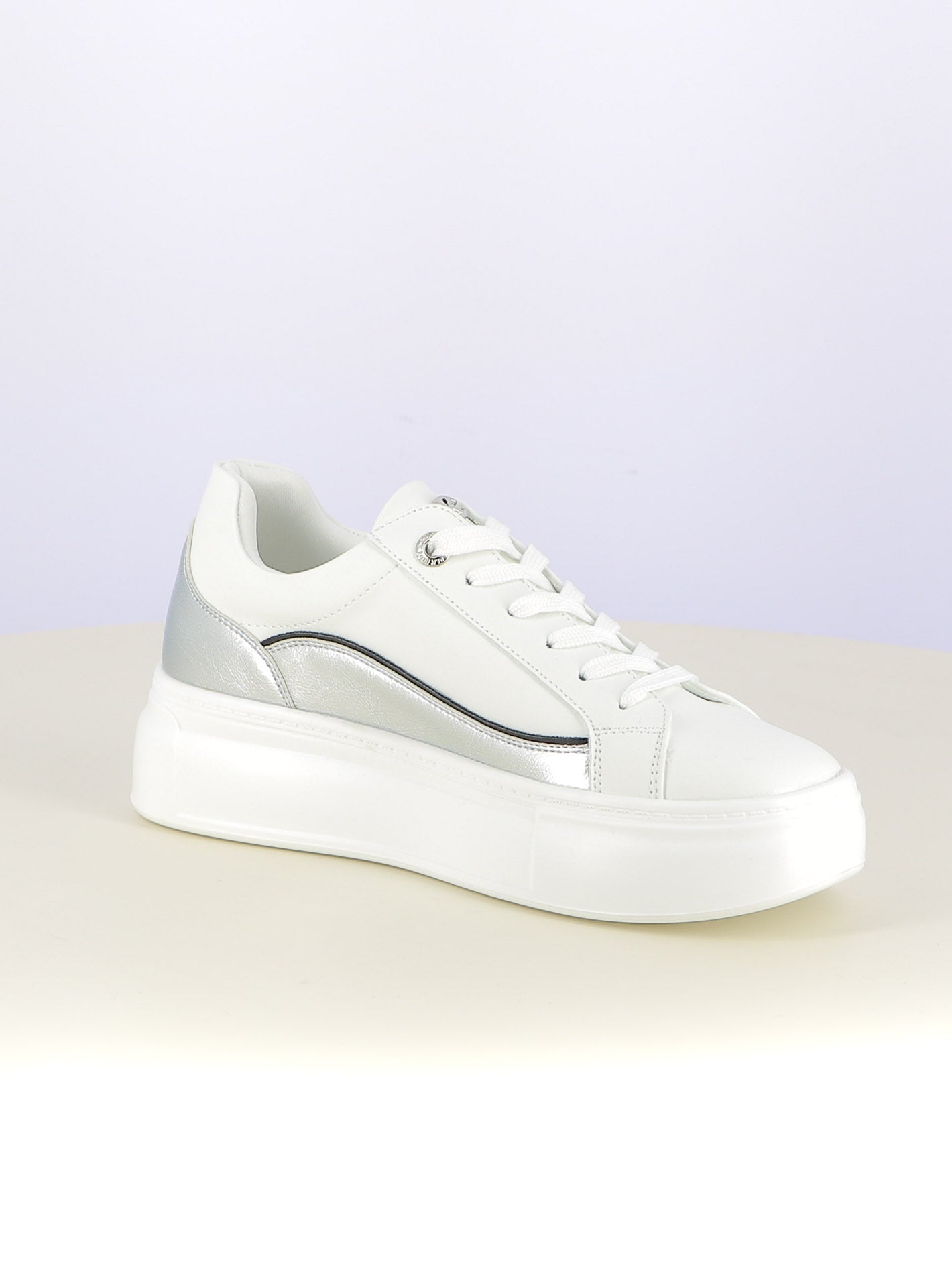 Sneakers stringate donna CARLA KOTE 3601K argento | Costa Superstore