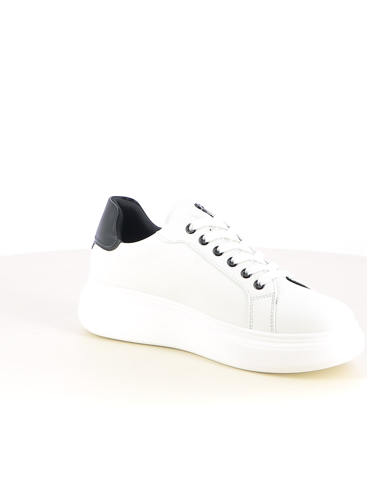 Sneakers stringate donna CARLA KOTE 3602K bianco nero | Costa Superstore