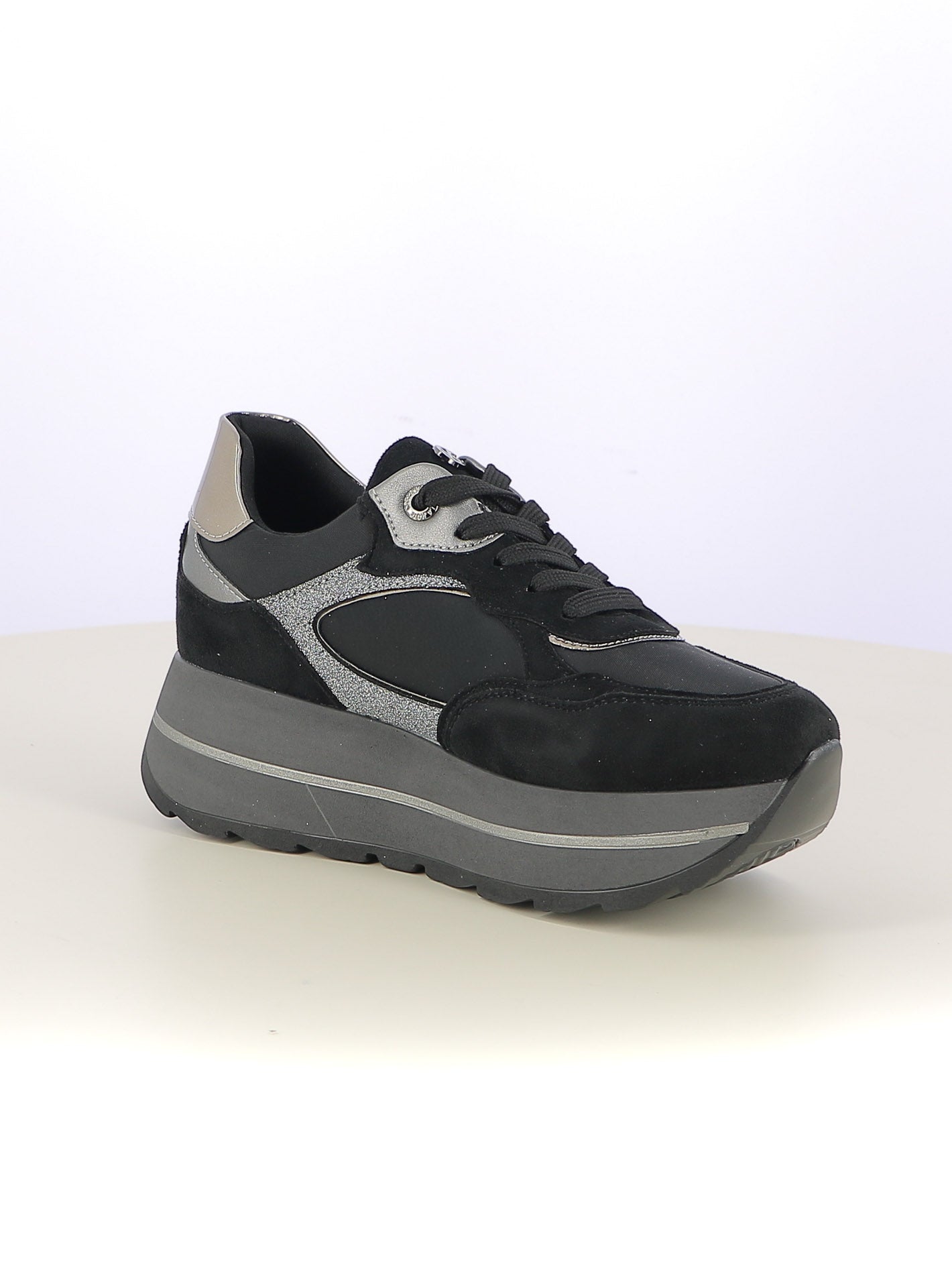 Sneakers stringate donna CARLA KOTE X33-17K nero | Costa Superstore