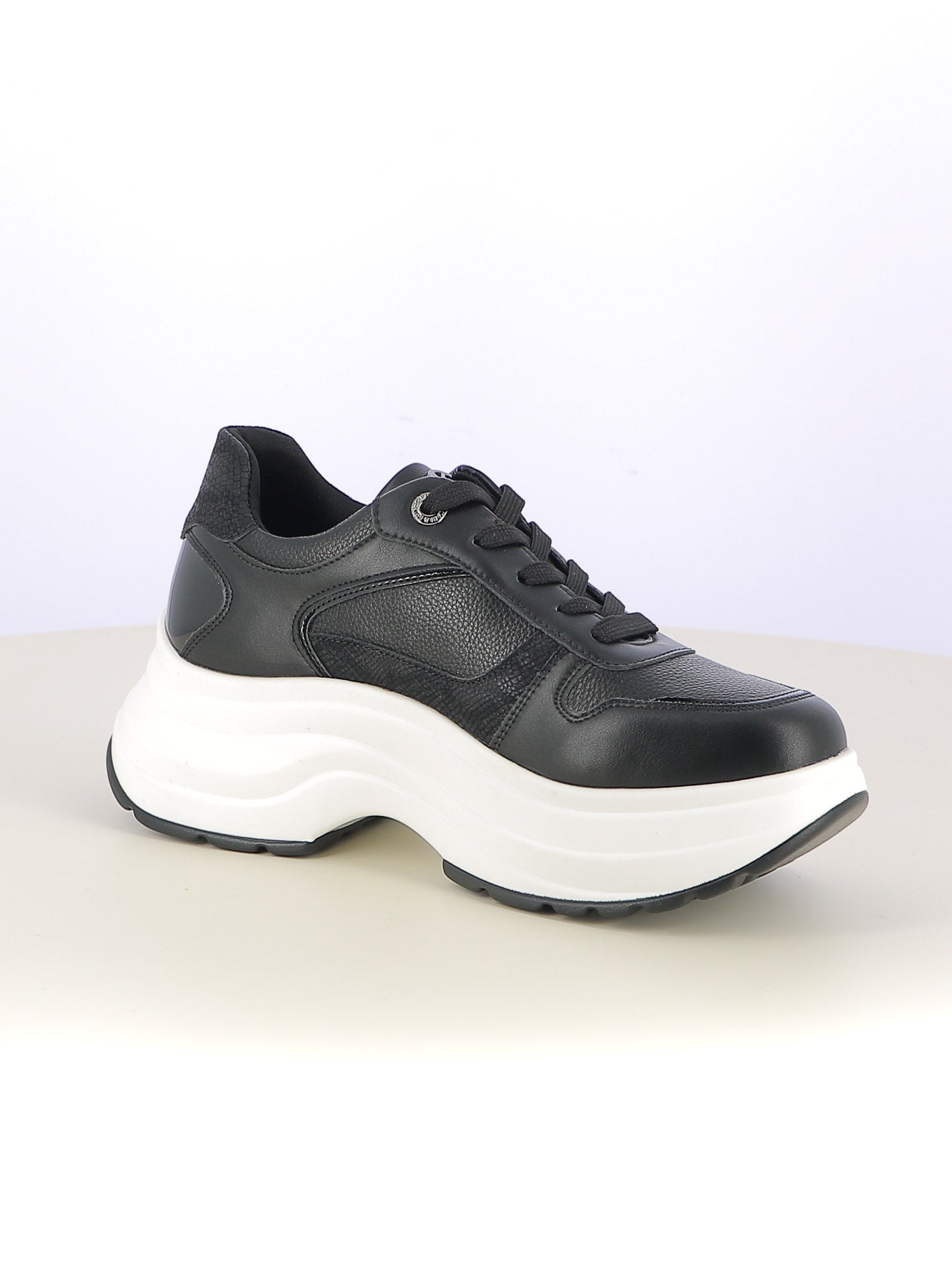 Sneakers stringate donna CARLA KOTE X33-35K nero | Costa Superstore
