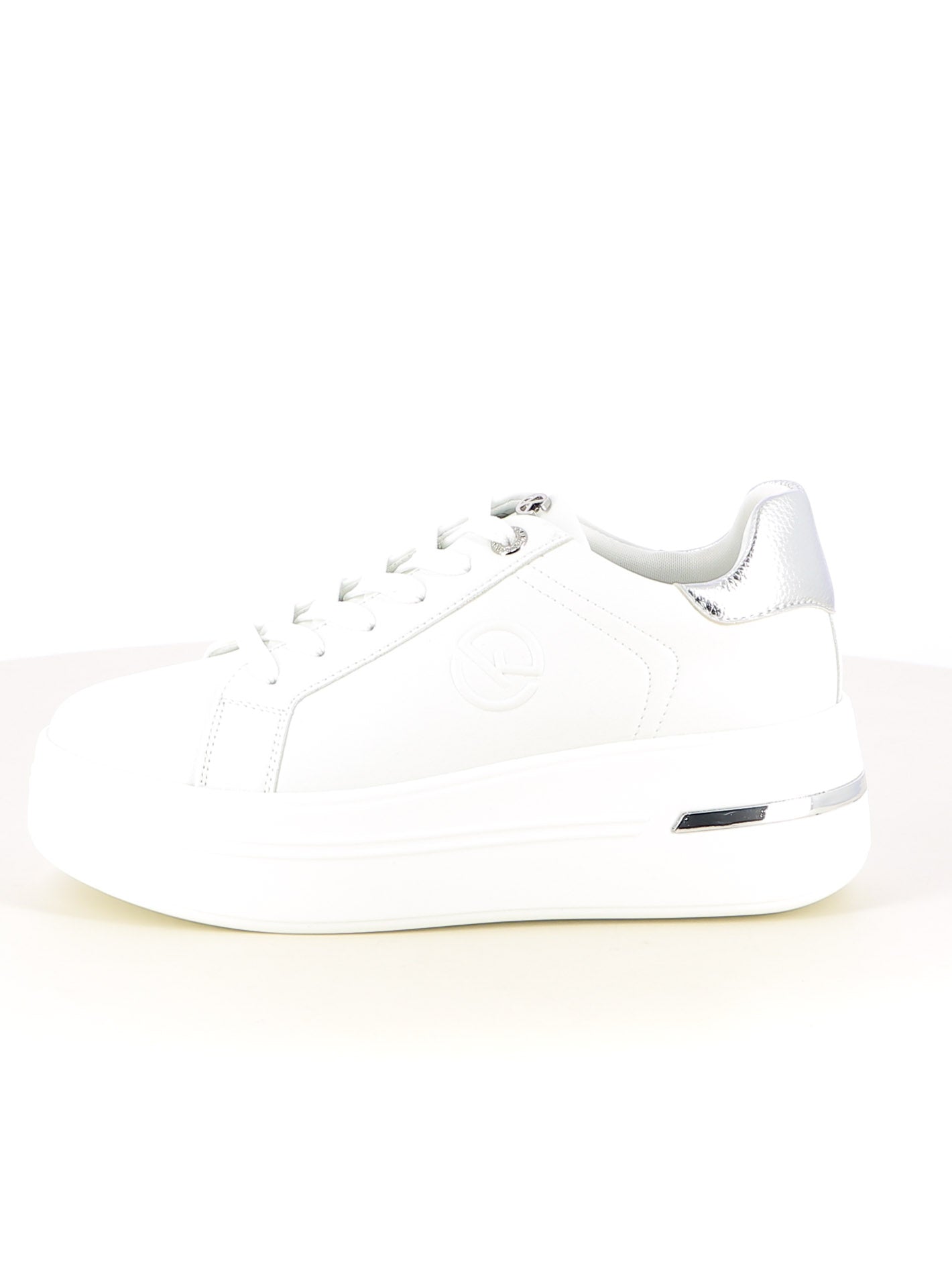 Sneakers stringate donna CARLA KOTE X33-8K bianco | Costa Superstore